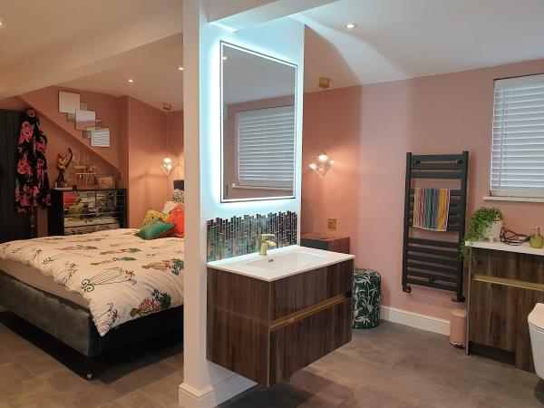 M Clarke Electrical Services