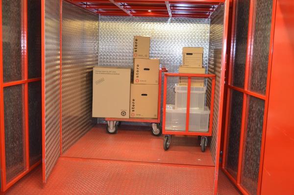 Currie Easy Self Storage Twickenham