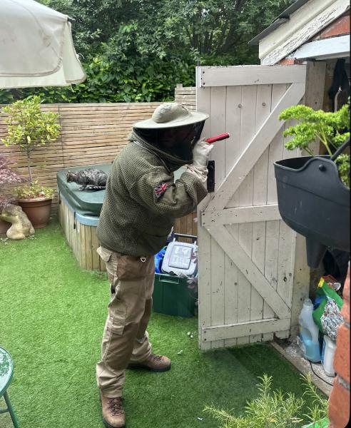 Wasp Control Bath