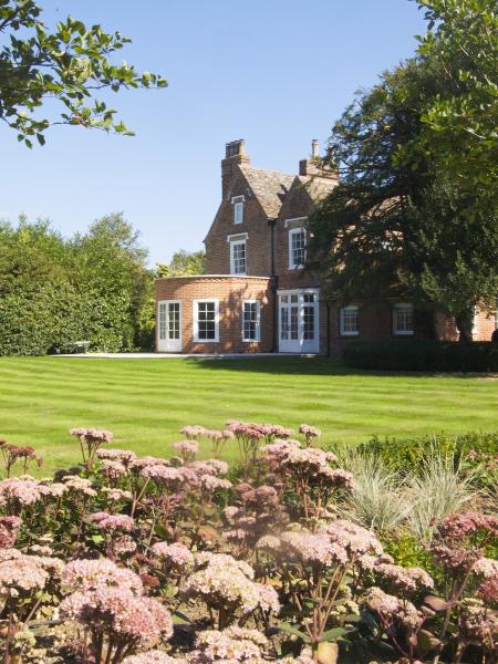 Paul Dracott Garden Design Cambridge