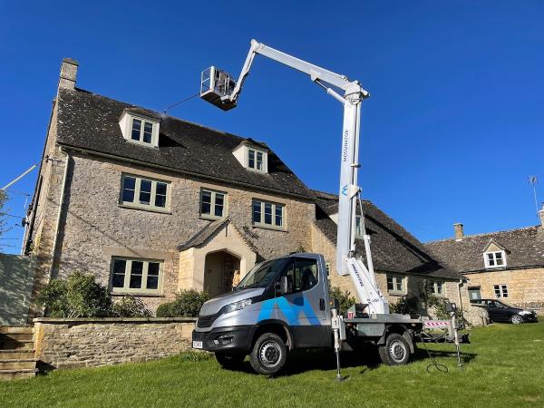 Mossinator Roof and Gutter Cleaning