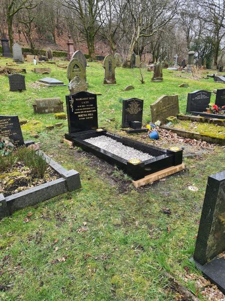 The Memorial Specialist (Local Headstone Stonemasons