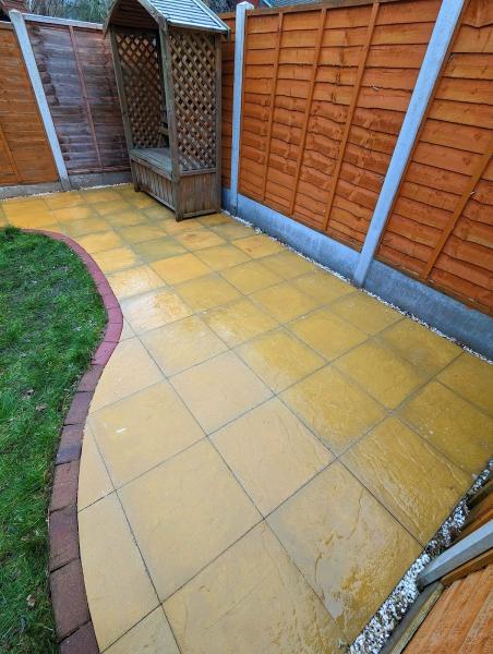 Dans Window Cleaning