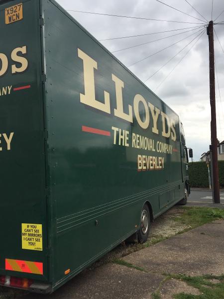 Lloyds Removals Ltd