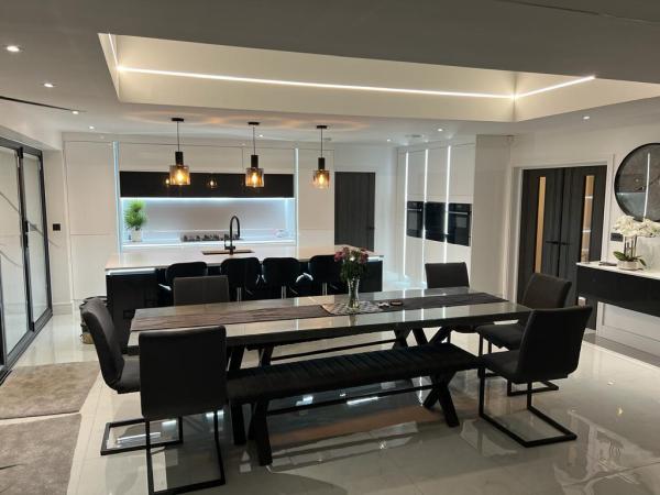 Oaktree Kitchens Ltd