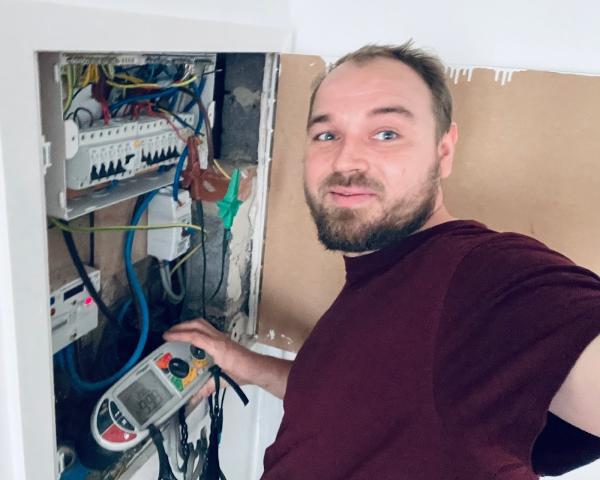 DAY Electrical