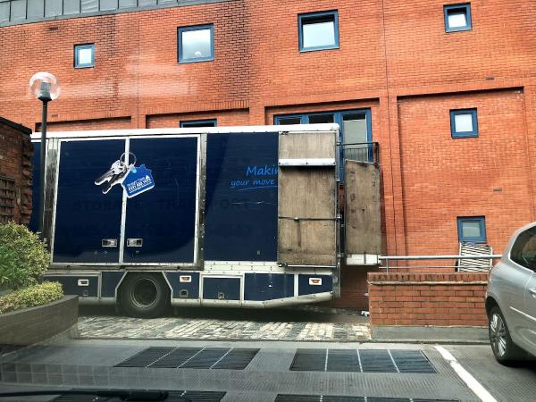 Straight There Removals LTD