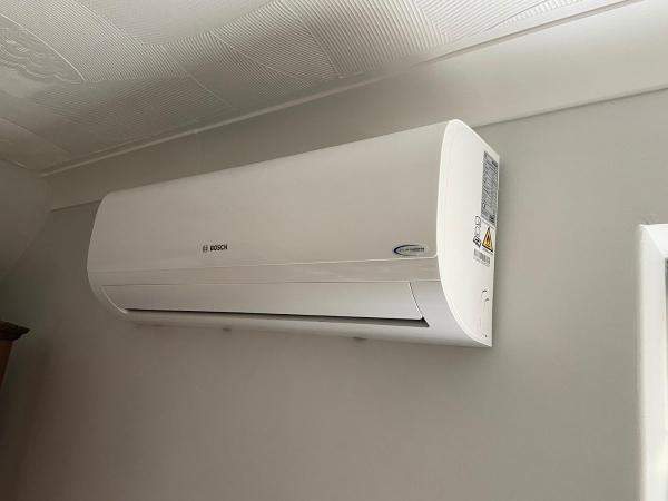 D J L Electrical and Air Conditioning Services