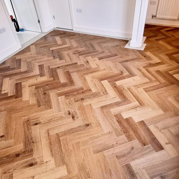 Signature LVT Floor Specialists