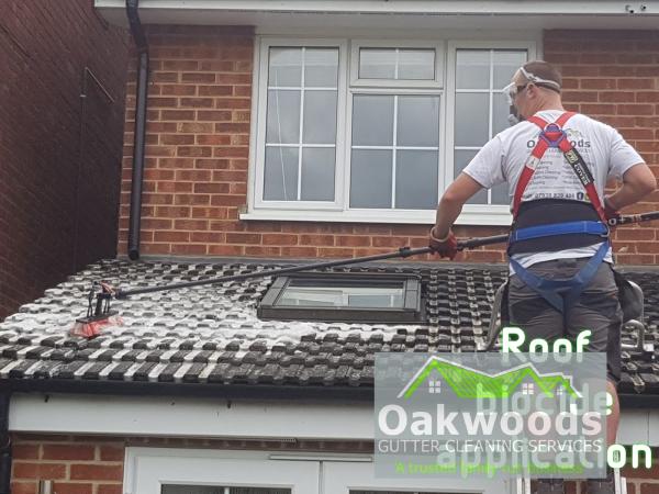 Oakwoods Gutter Cleaning Services