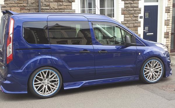 Leisure Vehicle Windows