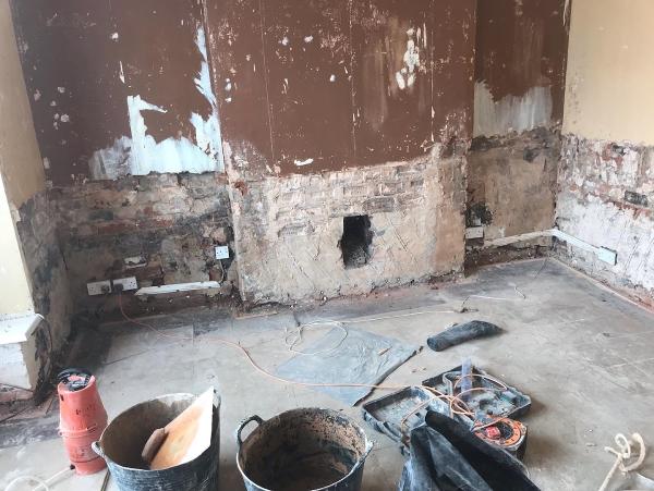 Holts Plastering and Damp Proofing