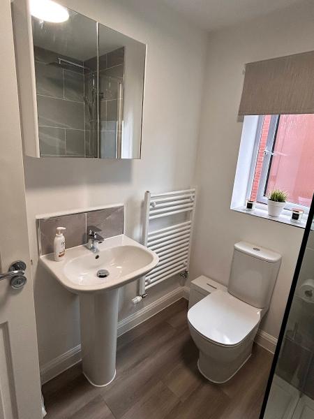 Ash Plumbing & Bathrooms