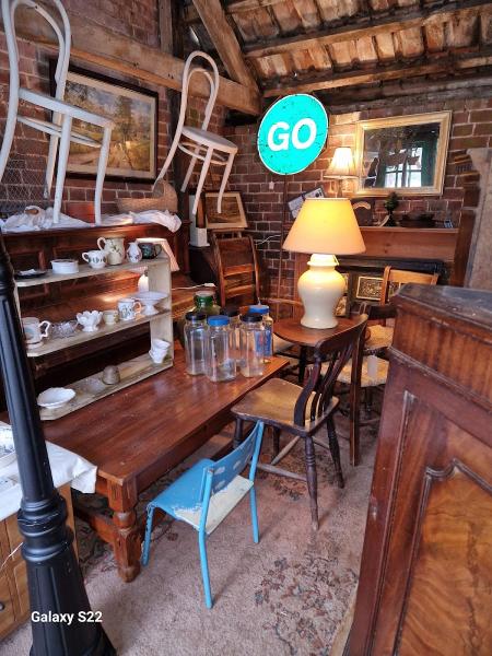 Curious Cow Antiques & Reclamation