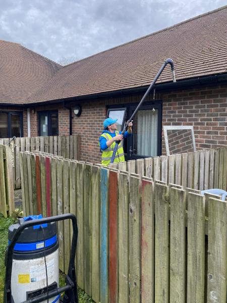 TA Gutter Cleaning