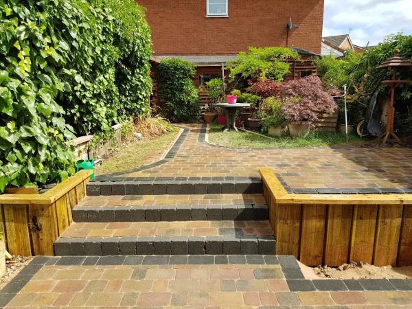 Bailey's Driveways & Patios