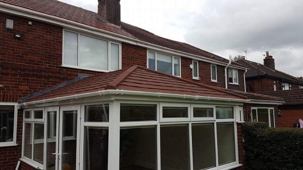 P M R Roofing & Guttering