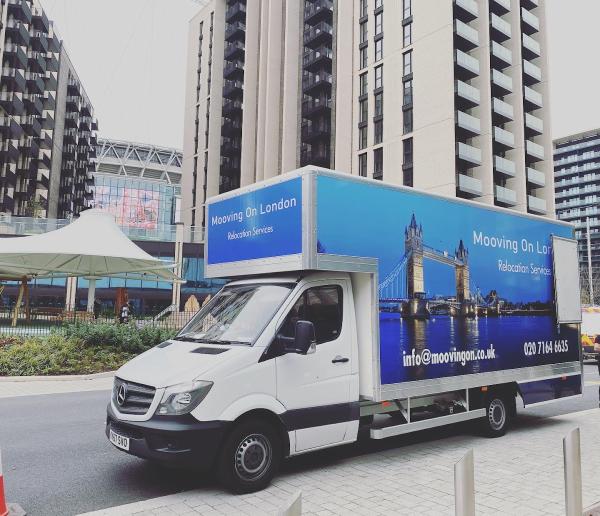 Mooving On London