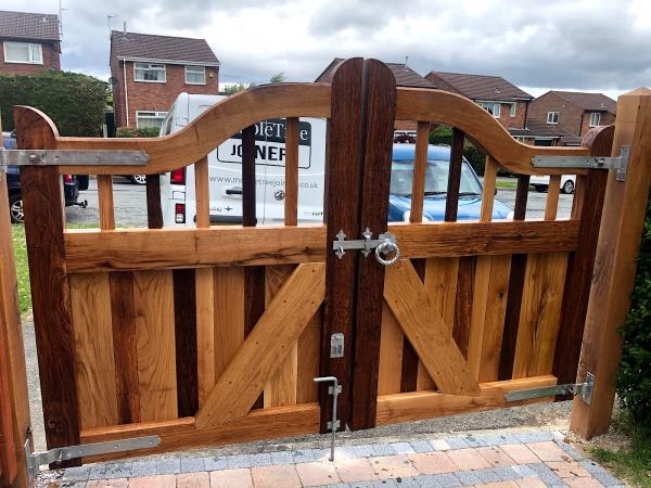 Maple Tree Traditional Bench Joinery