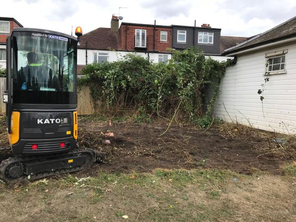 Elmbridge Mini Diggers