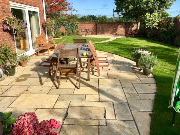 Avery Landscapes Ltd