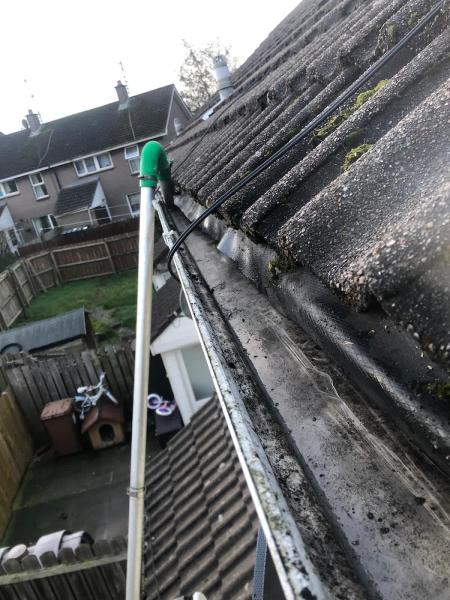 Reach&clean Window & Gutter Cleaning Service