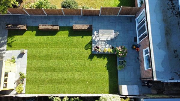 R & J Landscapes (London)