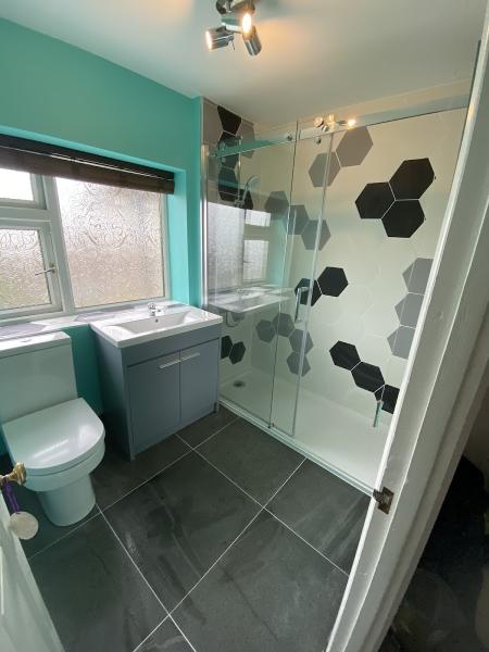 Pyd3 Bathrooms & Tiling