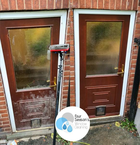 Four Seasons Window Cleaning