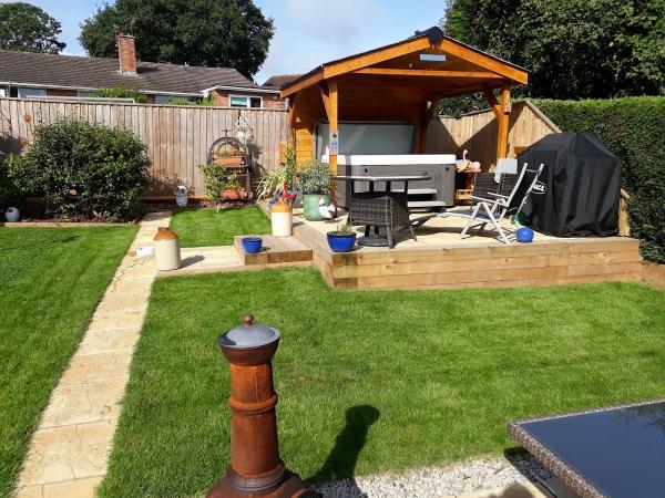 Exe-Terior Landscaping Paving & Patios