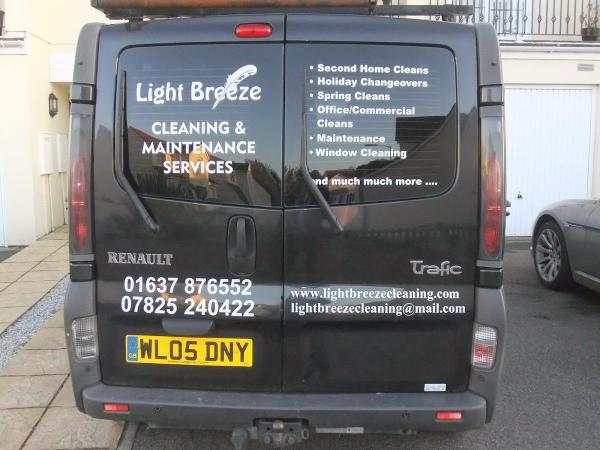 Light Breeze Cleaning & Maintenance Services