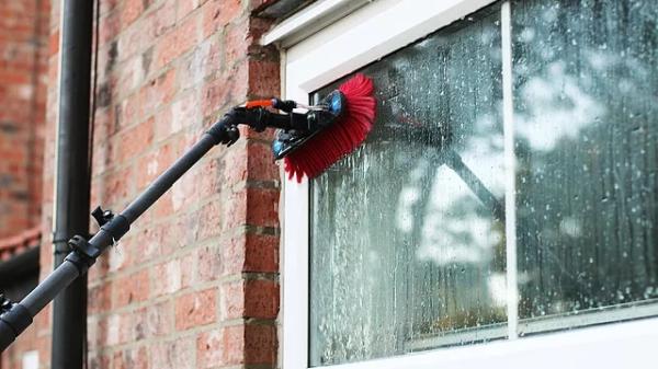 Droplet Window and Exterior Cleaning