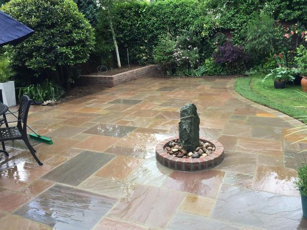 Robert Hughes Garden Landscaping & Construction