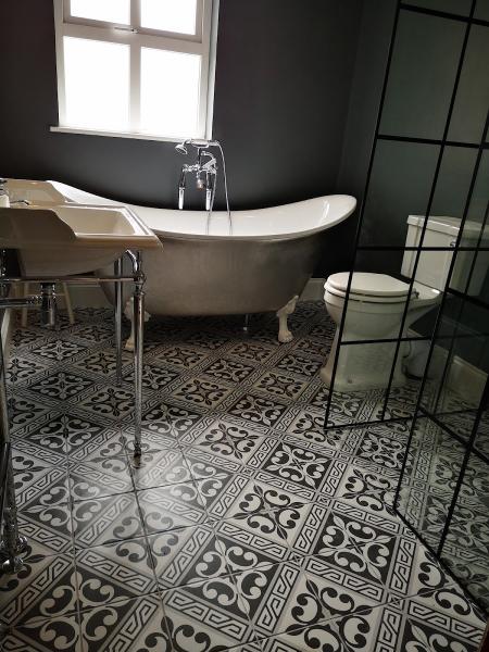 SJS Tiling & Bathroom Refurbishments