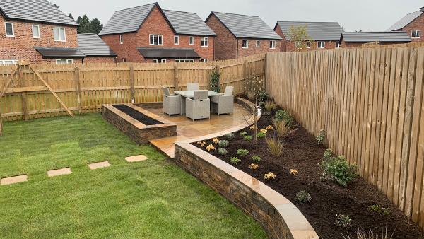 Bespoke Landscapes and Builds Ltd