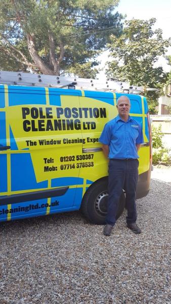 Pole Position Cleaning
