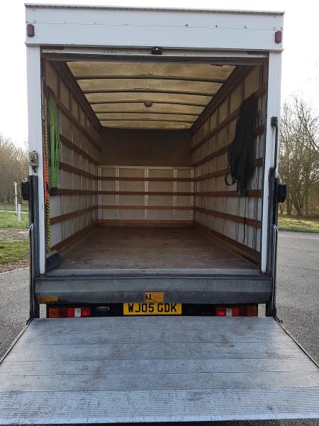 Bedford MAN AND VAN Removals