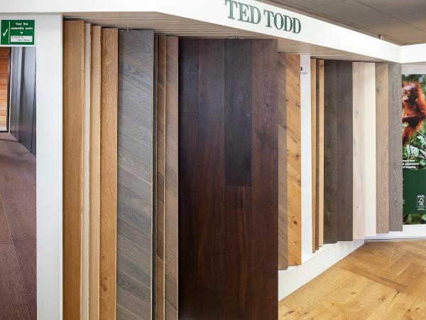 Living Floors & More