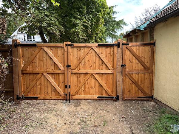 Tarmec and Croft Fencing and Gates Ltd