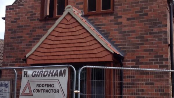 R Girdham Roofing