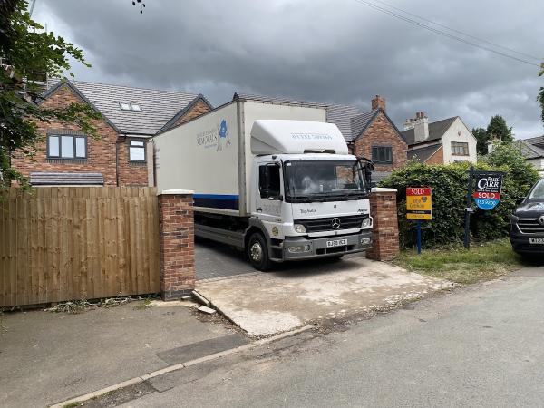 Bradley Yeomans Removals