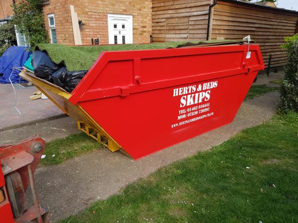 Herts and Beds Skips