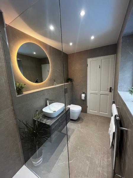 Warwick Interiors the Bathroom Showroom