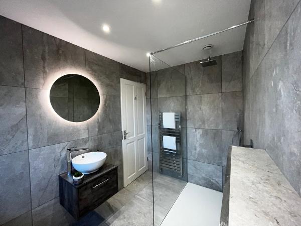 Warwick Interiors the Bathroom Showroom