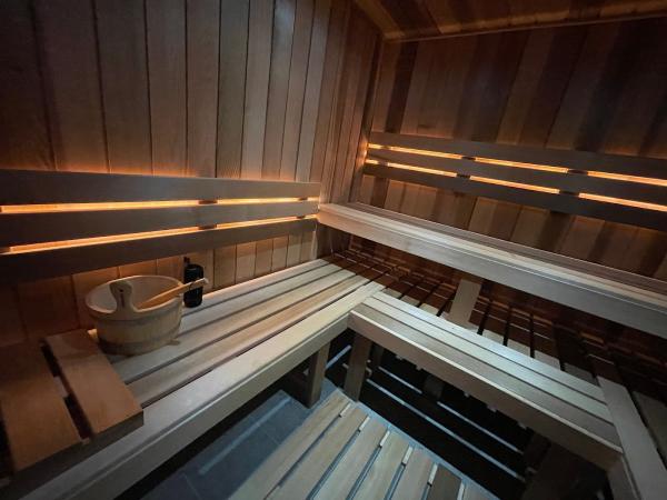 Sutton Saunas and Steam Rooms