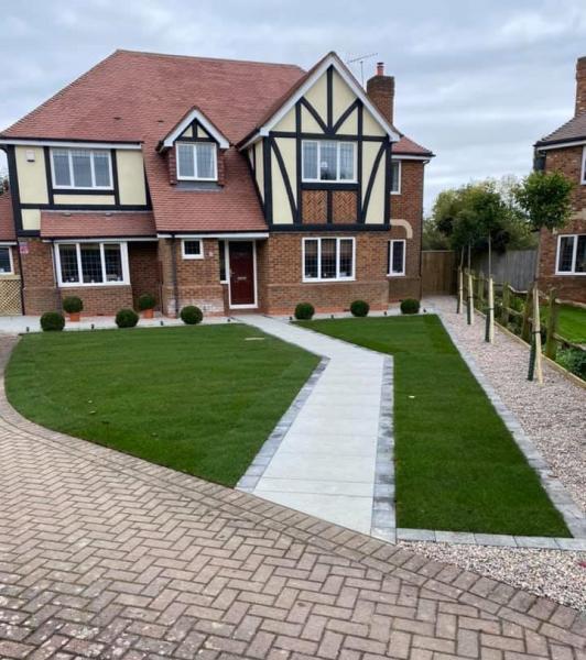 GM Sharp Landscapes