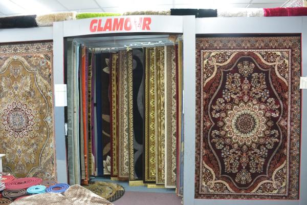 Glamour Carpets & Beds