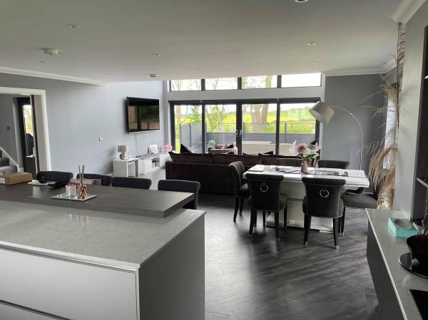 Prestige Decorators (Aberdeen) Ltd