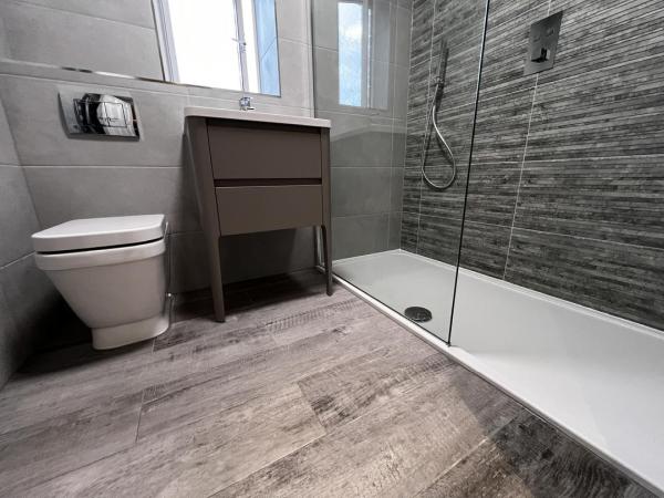 Kitchen & Bathroom Installer QSS Direct Ltd
