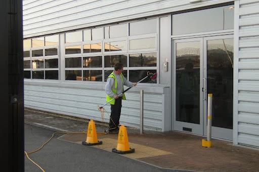 M Wakefield Cleaning Services
